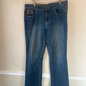 Levi's Women's Classic Blue Boot Cut Jeans, size 14